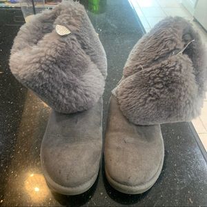 Ugg Gray fur boots size 7